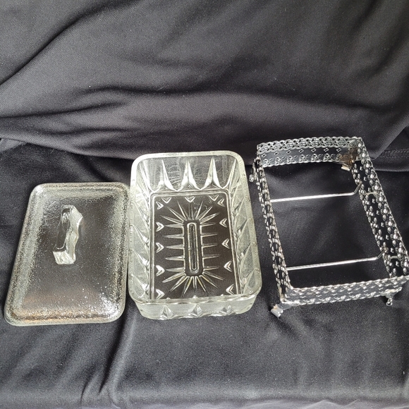 Vintage Glass Dish with Lid in Silver Tone Tray Holder Approx 5x4x3.5" - Picture 5 of 11
